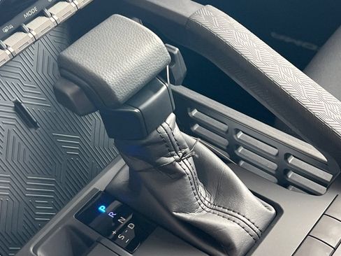New 2026 Toyota Tacoma SR5 AWD/4WD image 17