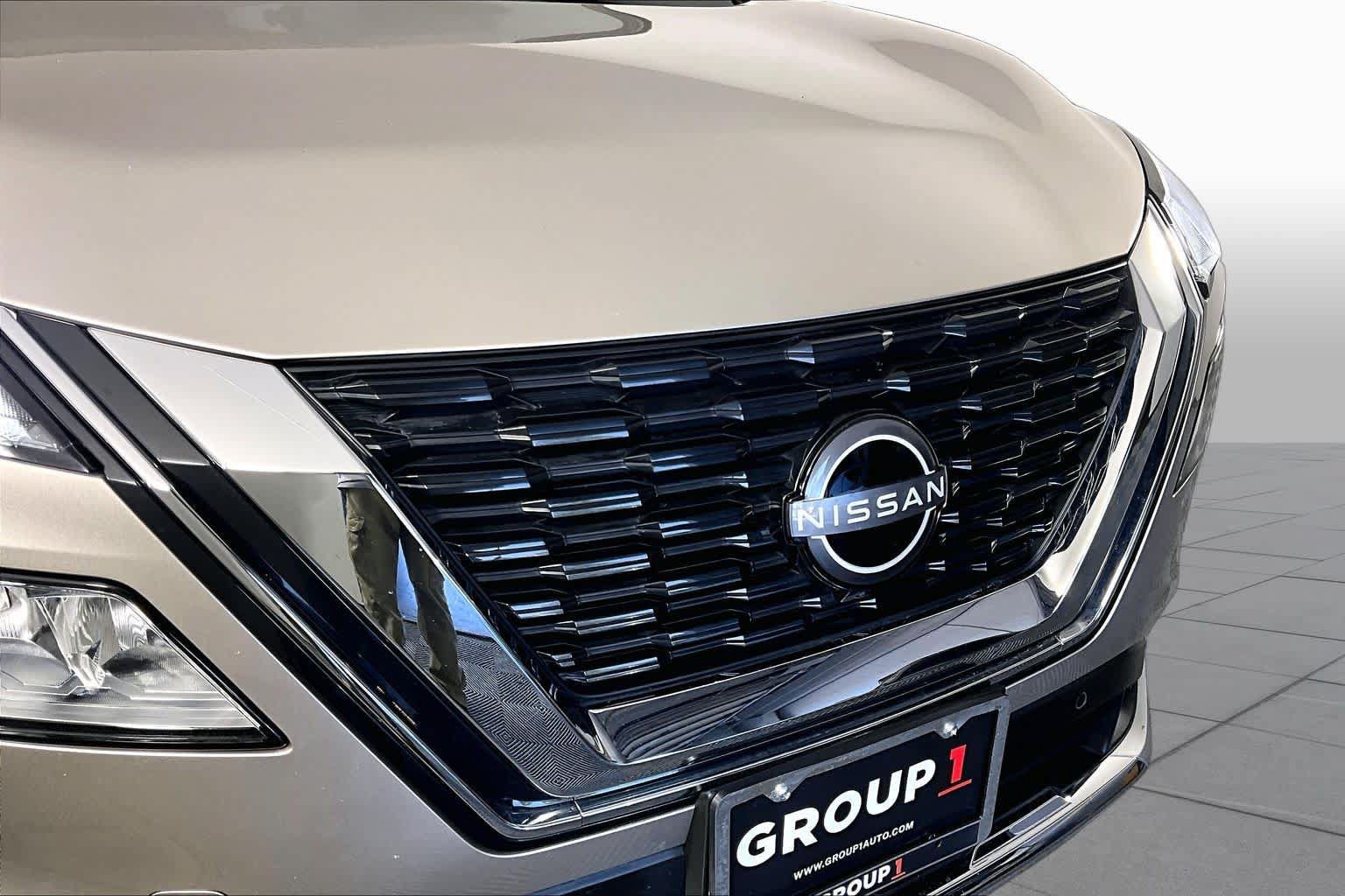Used 2023 Nissan Rogue Platinum w/ Platinum Premium Package AWD/4WD image 28