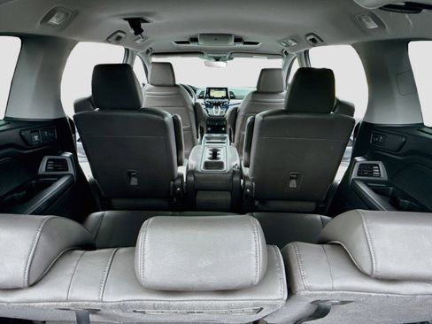 Used 2018 Honda Odyssey Elite image 7