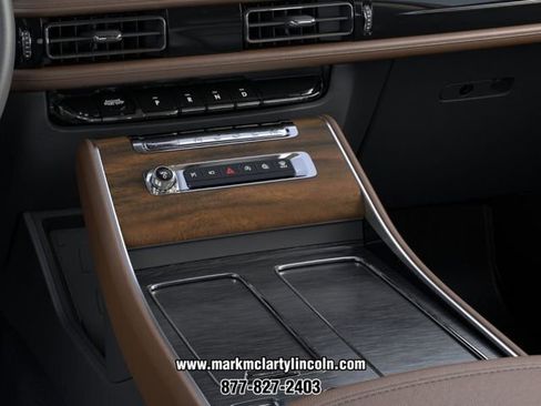 New 2026 Lincoln Aviator Reserve AWD/4WD image 15