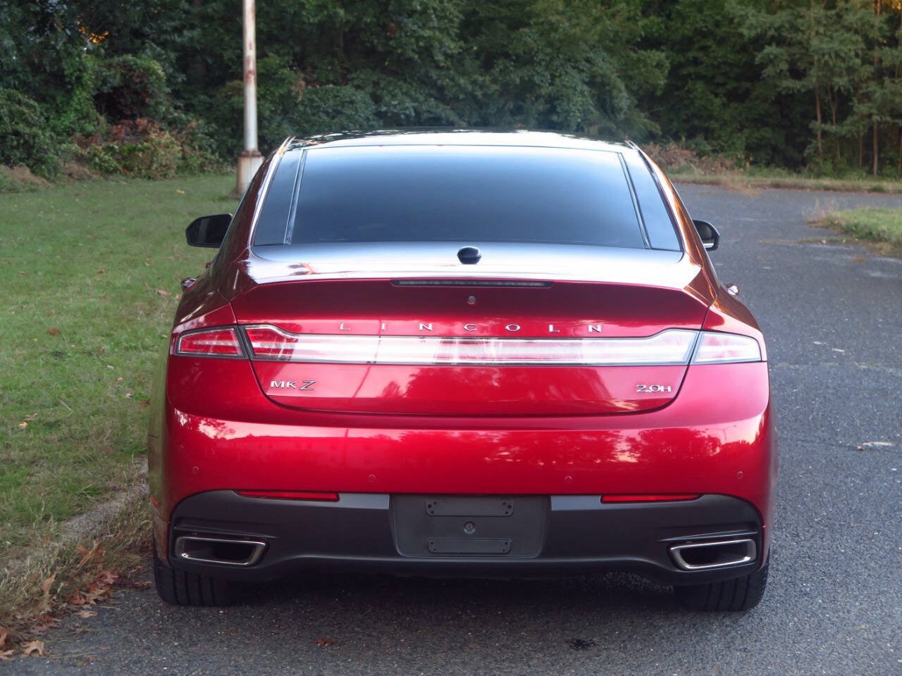 Used 2015 Lincoln MKZ Hybrid w/ Equipment Group 202A Reserve FWD image 19
