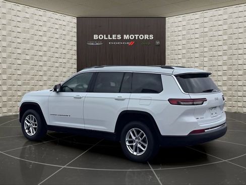 Certified 2022 Jeep Grand Cherokee L Laredo w/ Luxury Tech Group I image 8