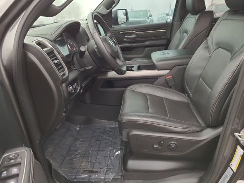 Used 2019 RAM 1500 Sport image 19