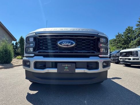 Used 2023 Ford F250 Lariat w/ Lariat Ultimate Package AWD/4WD image 5