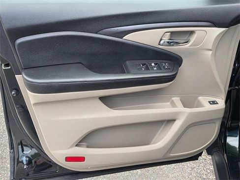 Used 2017 Honda Pilot EX-L image 33