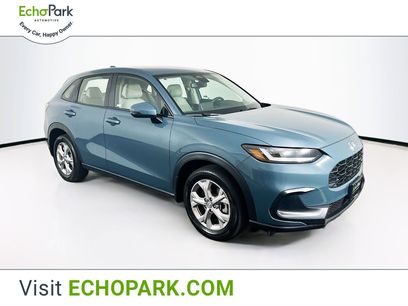 Used 2025 Honda HR-V LX