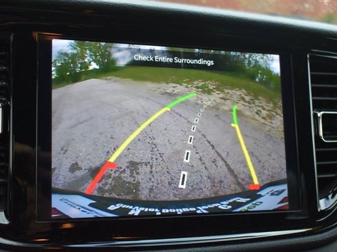 Used 2025 Dodge Durango GT AWD/4WD image 35