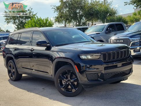 Used 2023 Jeep Grand Cherokee L Laredo AWD/4WD image 1