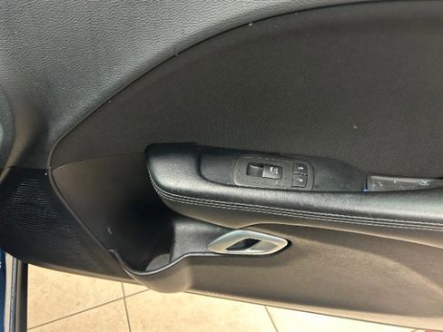 Used 2020 Dodge Challenger SXT w/ Blacktop Package image 10