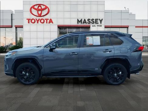 Used 2022 Toyota RAV4 XSE AWD/4WD image 6