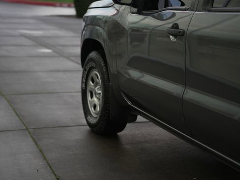 Used 2022 Nissan Frontier S w/ Technology Package image 10