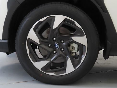 Used 2025 Subaru Crosstrek 2.5i Limited w/ Crosstrek Mirror Package AWD/4WD image 27