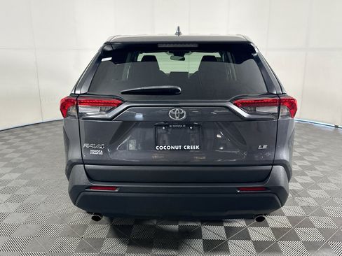 Used 2023 Toyota RAV4 LE FWD image 4