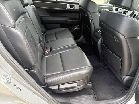 Used 2024 Hyundai Santa Fe Limited AWD/4WD image 14