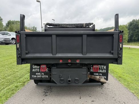 Used 2019 Ford F550 4x4 Regular Cab Super Duty image 3
