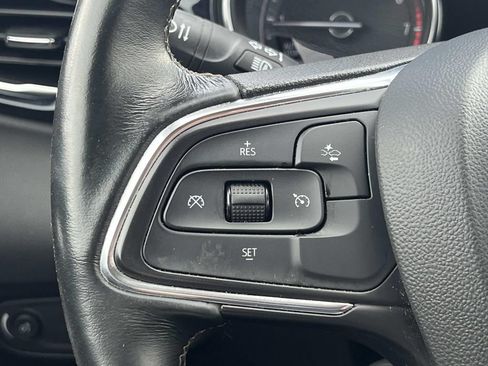 Used 2023 Buick Encore GX Preferred w/ Cold Weather Comfort Package AWD/4WD image 21