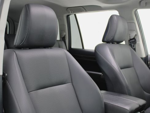 Used 2017 Lexus GX 460 Premium 4D SUV 4WD image 47