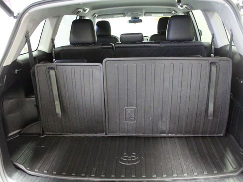 Used 2019 Toyota Highlander Plus image 29