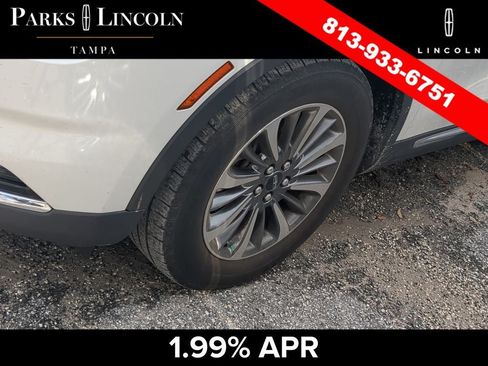 Used 2021 Lincoln Nautilus FWD w/ Equipment Group 101A image 12