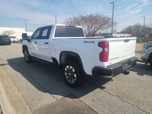 Certified 2024 Chevrolet Silverado 2500 Custom w/ Custom Value Package image 7