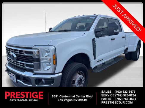 Used 2024 Ford F350 XLT image 1