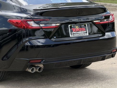 Used 2026 Toyota Camry XLE w/ Convenience Package image 6