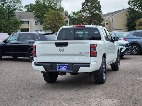 Certified 2024 Nissan Frontier SL w/ Technology Package AWD/4WD image 7