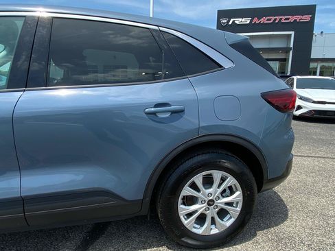 Used 2023 Ford Escape Active w/ Tech Pack #2 AWD/4WD image 13
