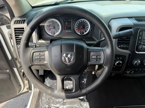 Used 2018 RAM 2500 Tradesman w/ Chrome Appearance Group AWD/4WD image 25