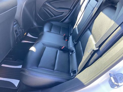 Used 2018 Mercedes-Benz CLA 250 image 5