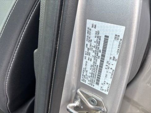 Used 2017 Ford Escape SE w/ Equipment Group 201A AWD/4WD image 4