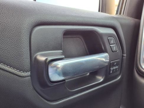 Used 2021 GMC Sierra 1500 SLT image 11