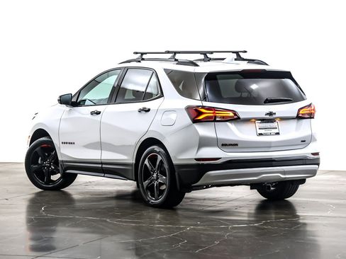 Used 2024 Chevrolet Equinox Premier image 12