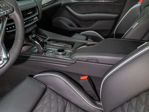 Used 2026 Cadillac CT5 V Blackwing w/ Super Cruise 1 Package image 95