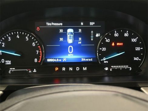 Used 2020 Ford Explorer XLT w/ Equipment Group 202A image 13