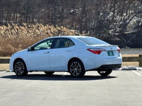 Used 2015 Toyota Corolla S image 4