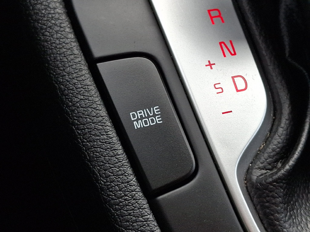 Used 2024 Kia Forte LXS w/ LXS Technology Package FWD image 27