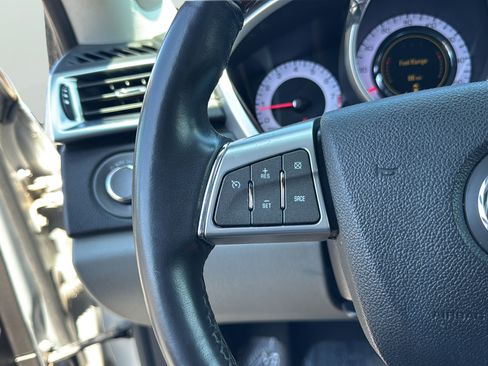 Used 2010 Cadillac SRX Luxury AWD/4WD image 27