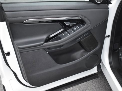 Used 2020 Land Rover Range Rover Evoque SE image 14