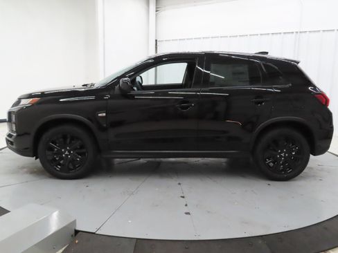 New 2026 Mitsubishi Outlander Sport LE AWD/4WD image 7