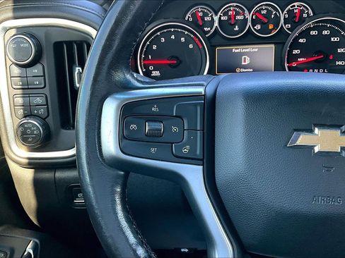 Used 2021 Chevrolet Silverado 2500 LTZ AWD/4WD image 12