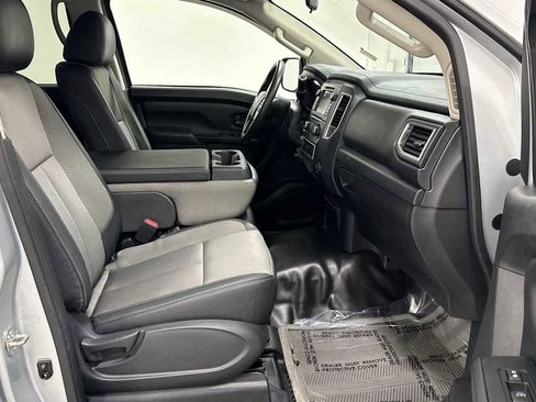 Used 2019 Nissan Titan S w/ S Utility Package image 28