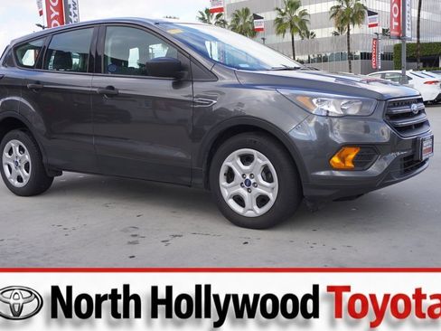 Used 2018 Ford Escape S image 1