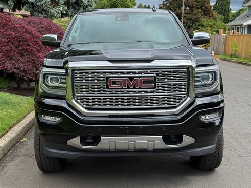 Used 2017 GMC Sierra 1500 Denali w/ Denali Ultimate Package AWD/4WD image 5