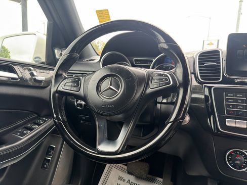Used 2018 Mercedes-Benz GLS 550 4MATIC image 27
