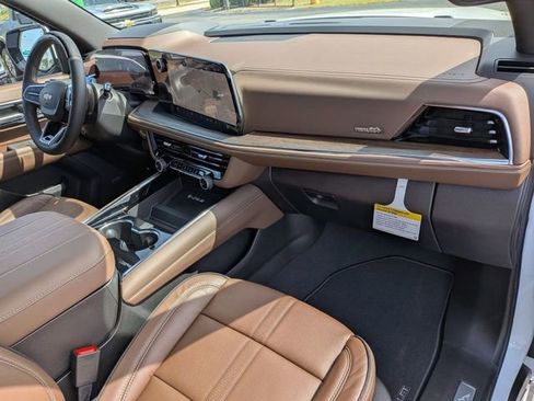 New 2026 Chevrolet Tahoe High Country AWD/4WD image 42