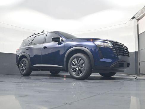 New 2026 Nissan Pathfinder SV AWD/4WD image 8