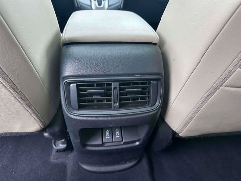 Used 2022 Honda CR-V EX-L image 11