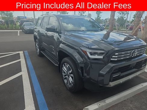 Used 2025 Toyota 4Runner Limited AWD/4WD image 9