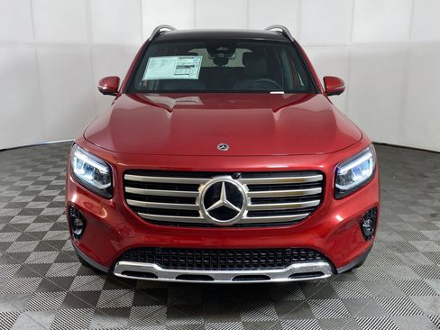New 2026 Mercedes-Benz GLB 250 4MATIC image 6